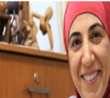 طبيبة فلسطينية تحصد لقب شخصية العام 2015 من مؤسسة فرنسية طبيبة فلسطينية تحصد لقب شخصية العام 2015 من مؤسسة فرنسية